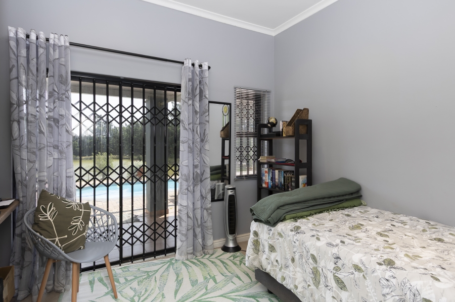 4 Bedroom Property for Sale in Firlands Western Cape